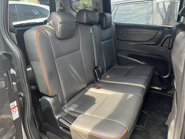Toyota SIENTA  第12張相片