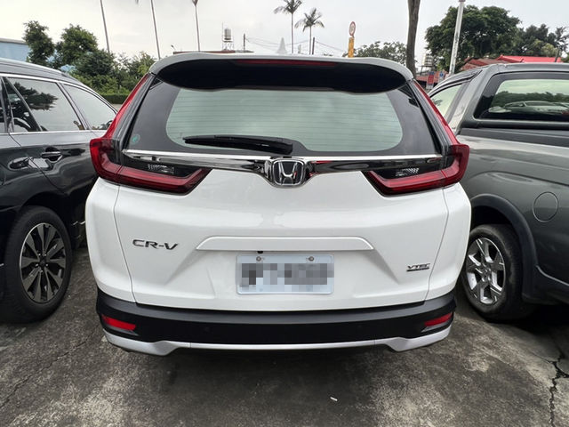 I KEY.天窗.電動椅.導航.倒車影像.8安  第4張相片