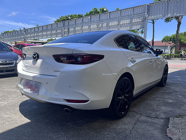 Mazda Mazda3  第2張相片