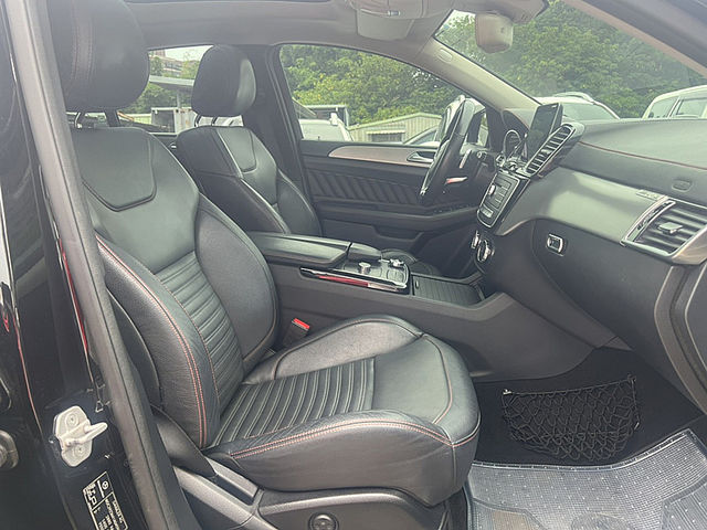 Mercedes-Benz/賓士 GLE450 AMG  第15張相片