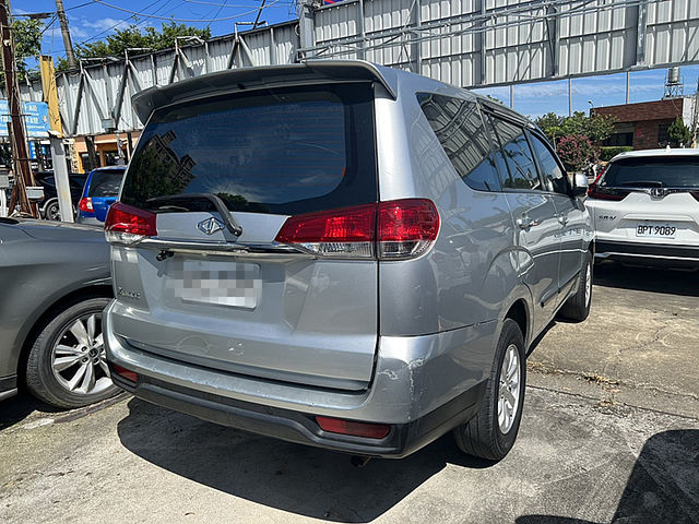 Mitsubishi Zinger  第2張相片