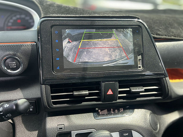 Toyota SIENTA  第11張相片