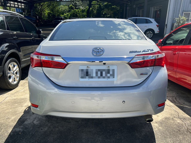 Toyota ALTIS  第4張相片