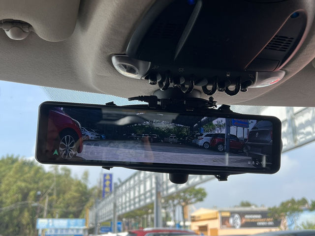 MINI Countryman  第10張相片