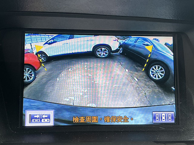 Lexus RX  第13張相片