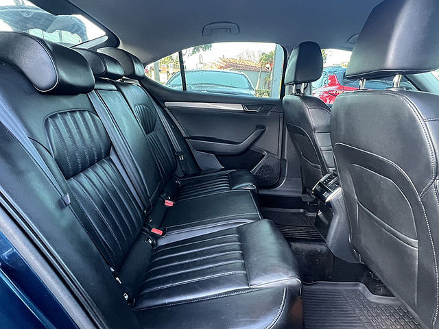 Skoda Superb  第2張相片