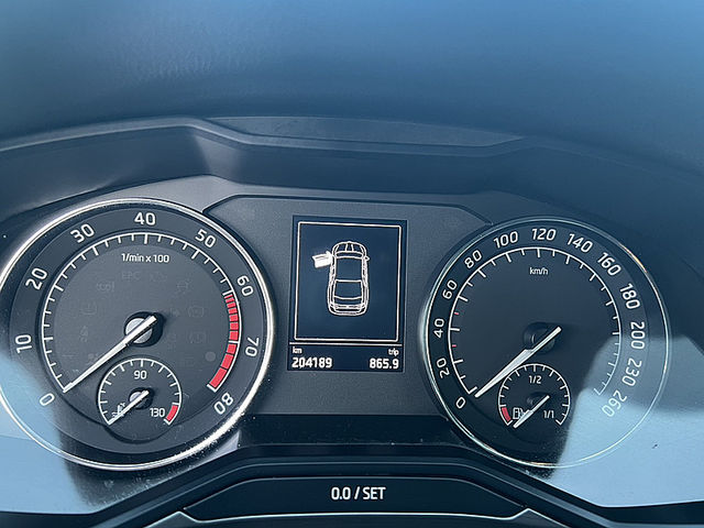 Skoda Superb  第13張相片