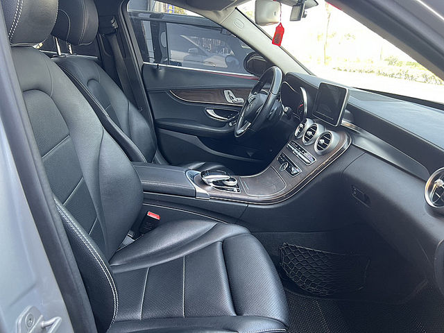 Mercedes-Benz/賓士 C200  第1張相片