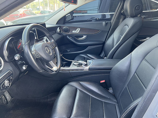 Mercedes-Benz/賓士 C200  第10張相片