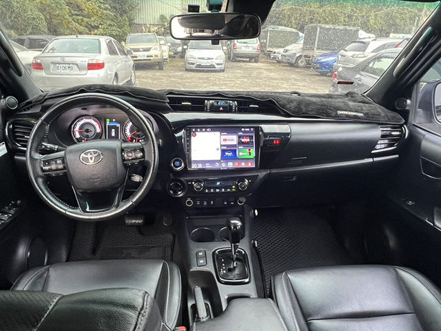 Toyota Hilux  第8張相片