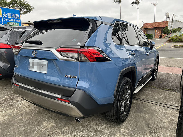 Toyota RAV4  第5張相片