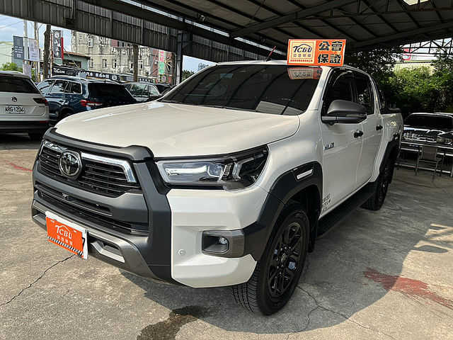I KEY.電動椅.定速.導航.360度倒車影像.7安.4WD.抬頭顯示器.前後鏡頭行車紀錄器  第4張相片