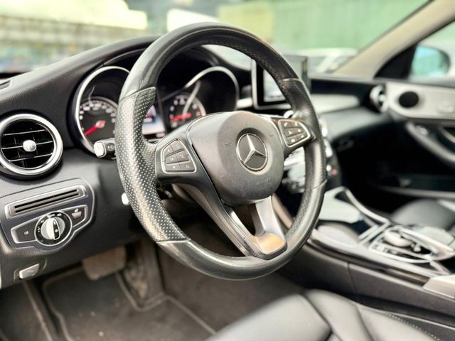 Mercedes-Benz/賓士   C-CLASS  C200  第10張相片