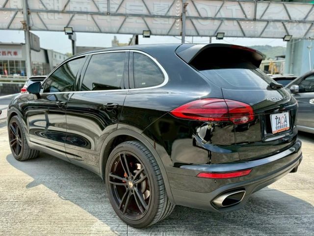 PORSCHE  Cayenne 凱安  第6張相片