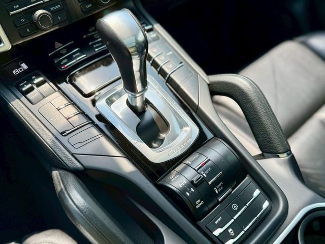 PORSCHE  Cayenne 凱安  第13張相片