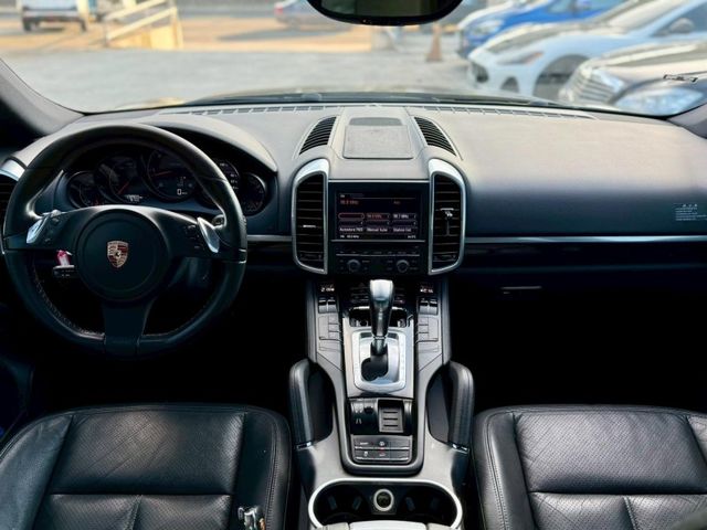 PORSCHE  Cayenne 凱安  第8張相片