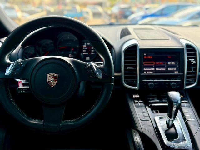 PORSCHE  Cayenne 凱安  第9張相片