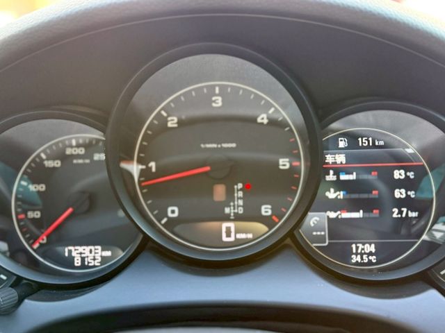 PORSCHE  Cayenne 凱安  第10張相片