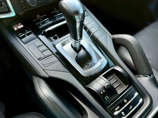 PORSCHE  Cayenne 凱安  第13張相片
