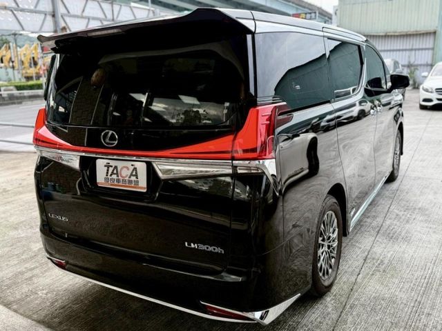 Lexus  LX 2023年 凌志 Lexus LM30  第4張相片