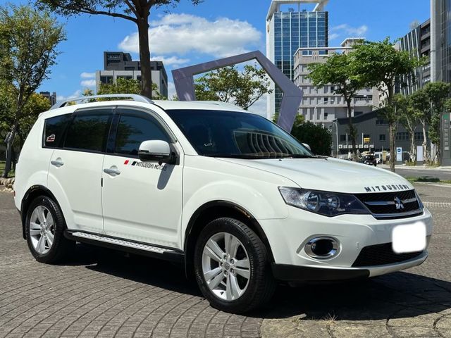 Mitsubishi  Outlander  第1張相片