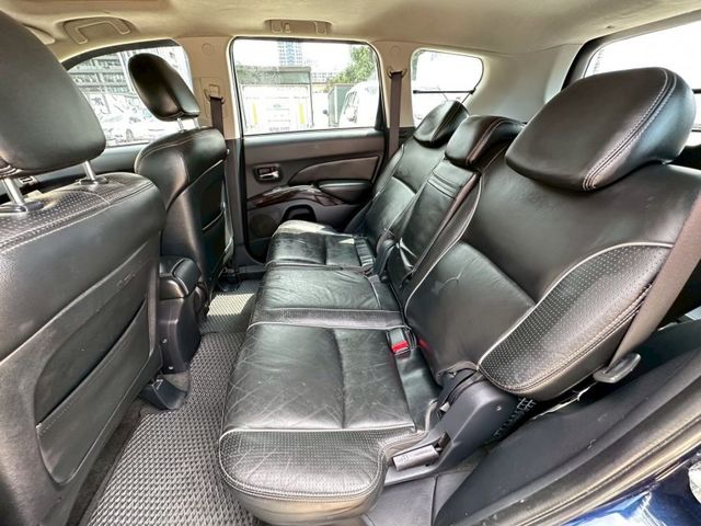 Mitsubishi  Outlander  第4張相片