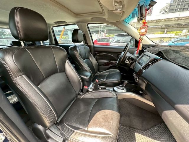 Mitsubishi  Outlander  第5張相片