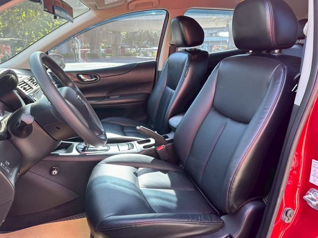 Nissan  Tiida  第4張相片