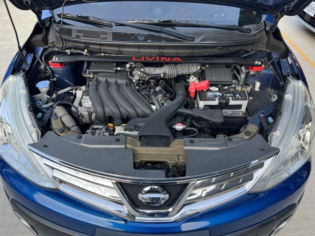 Nissan  Livina  第13張相片