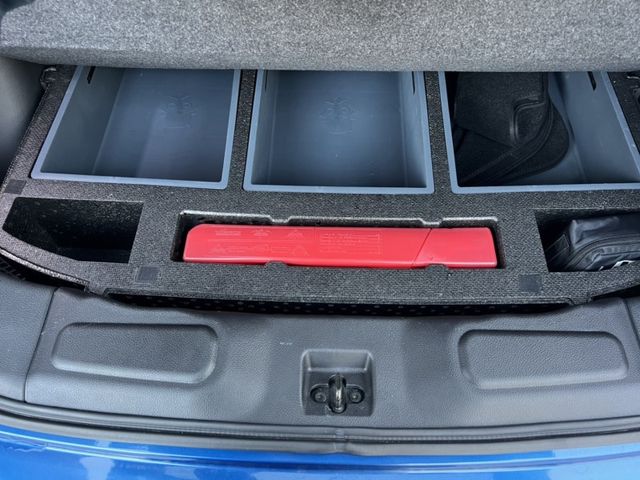 Nissan  Livina  第14張相片