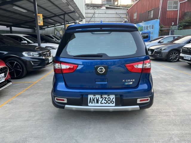 Nissan  Livina  第15張相片