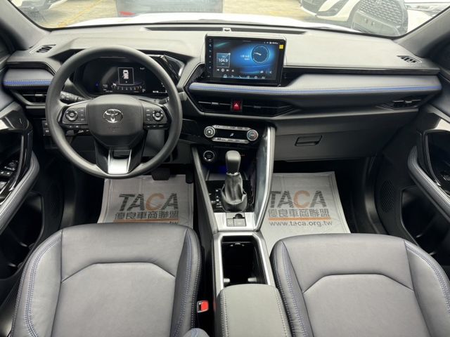 Toyota  Yaris  第5張相片