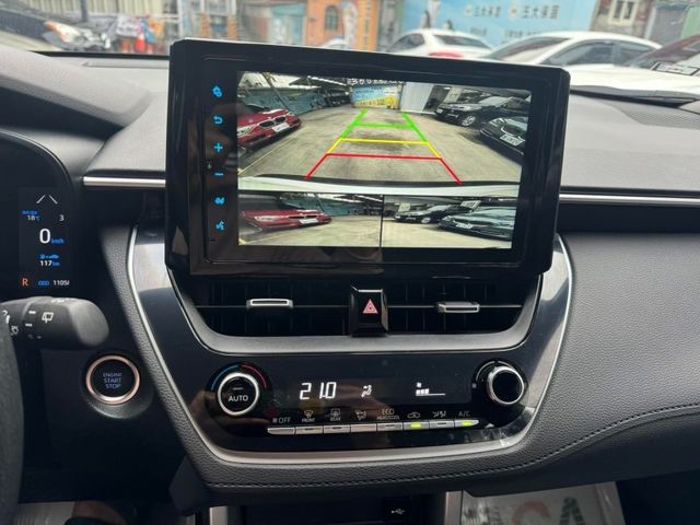 Toyota  Corolla Cross  第8張相片