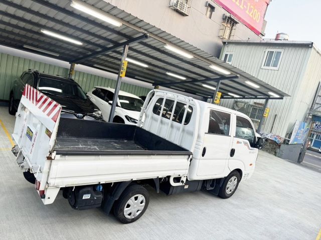 Kia  Kaon(卡旺)  第10張相片