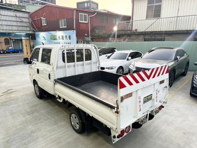 Kia  Kaon(卡旺)  第11張相片