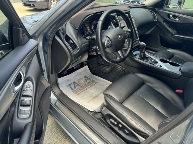 Infiniti  Q50  第5張相片