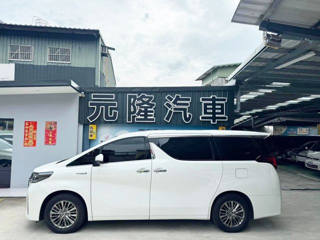 Toyota  ALPHARD  第13張相片