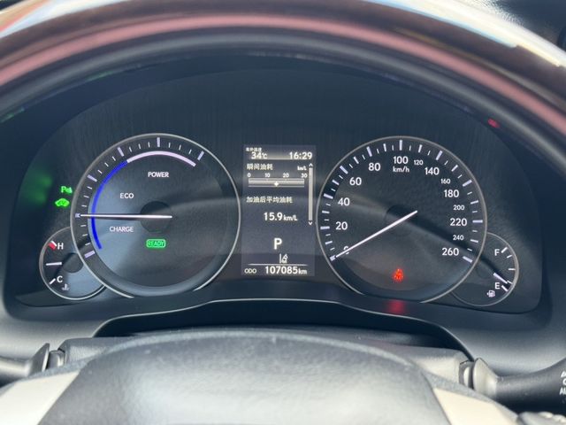 Lexus  ES 2016 Lexus ES 300h 旗  第5張相片