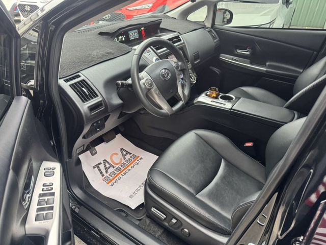 Toyota  Prius  第5張相片