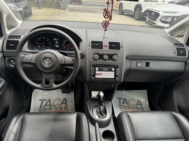 Volkswagen 福斯  Touran  第5張相片