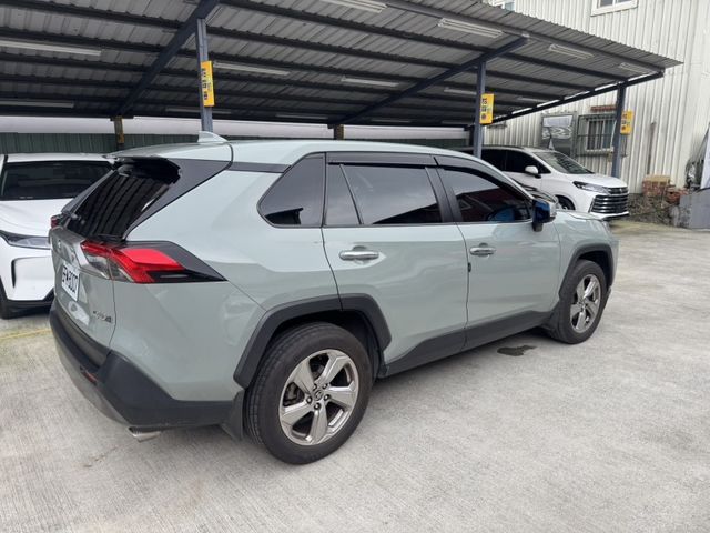 Toyota  RAV4  第17張相片