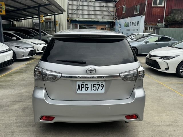 Toyota  Wish  第12張相片