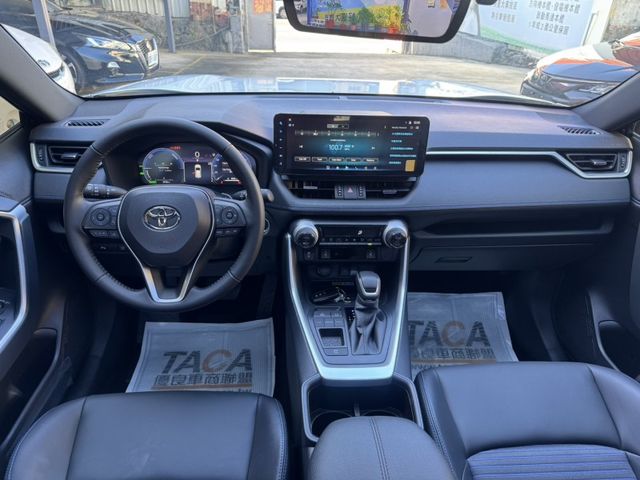 Toyota  RAV4  第6張相片