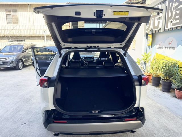 Toyota  RAV4  第10張相片