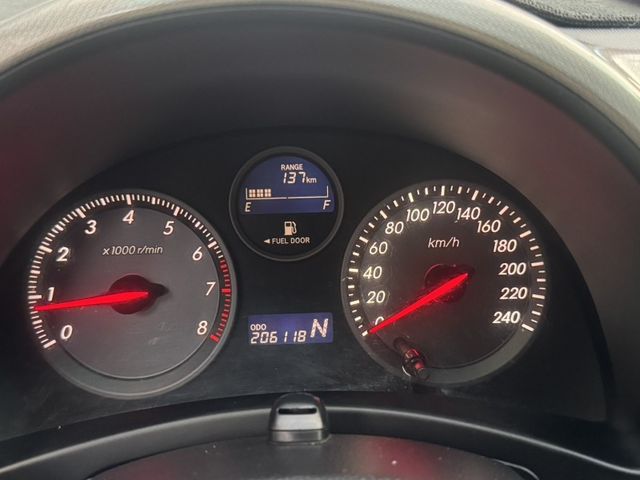 Toyota  Wish  第2張相片