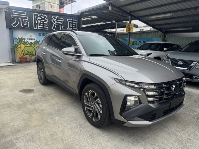 Hyundai  Tucson 2026年4月油電(頂規) 全景天窗.雙前電熱椅.360環景.(客車  第4張相片