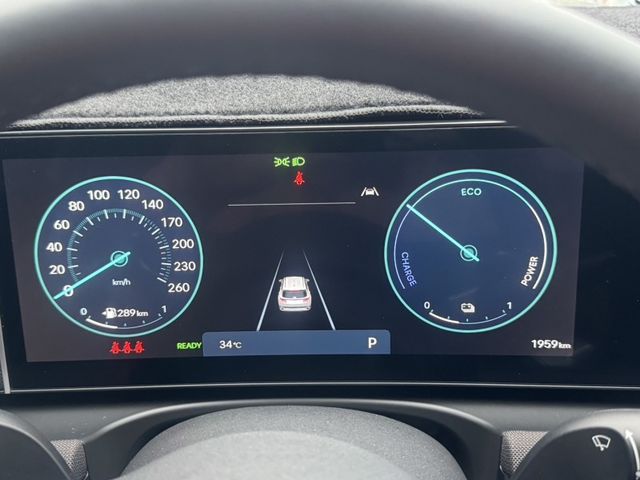 Hyundai  Tucson 2026年4月油電(頂規) 全景天窗.雙前電熱椅.360環景.(客車  第5張相片