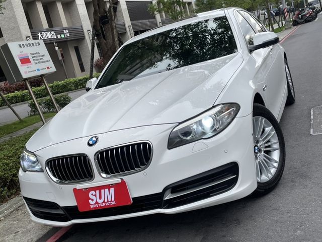 BMW/ 寶馬  5 SERIES  520i  第28張相片