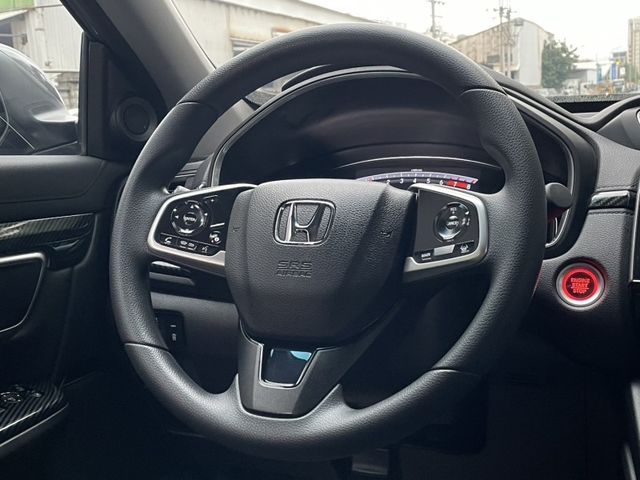 Honda  CR-V 實價刊登★低稅金王者休旅 ACC主動跟車 免鑰摸門 快撥 分區溫控 多功能  第6張相片