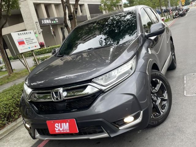 Honda  CR-V 實價刊登★低稅金王者休旅 ACC主動跟車 免鑰摸門 快撥 分區溫控 多功能  第25張相片